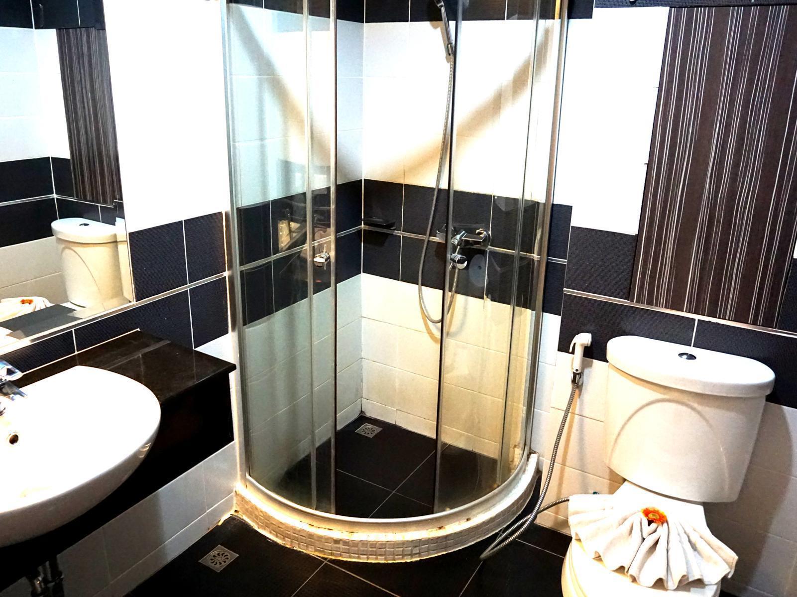 Aya Place Pattaya Ngoại thất bức ảnh
