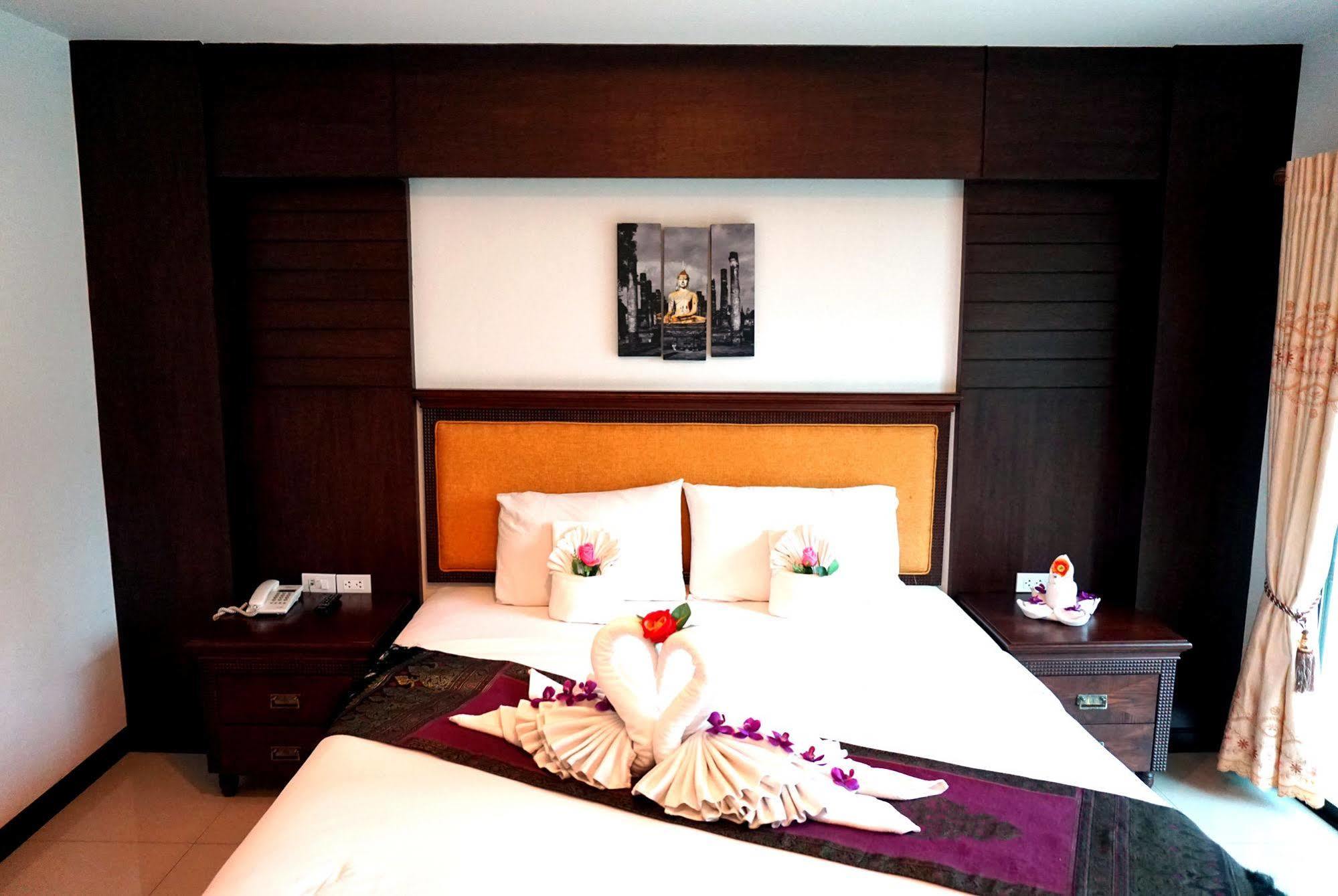 Aya Place Pattaya Ngoại thất bức ảnh