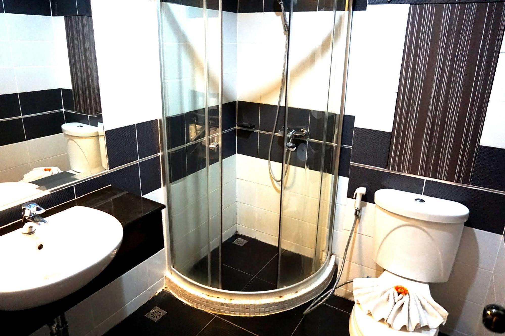 Aya Place Pattaya Ngoại thất bức ảnh