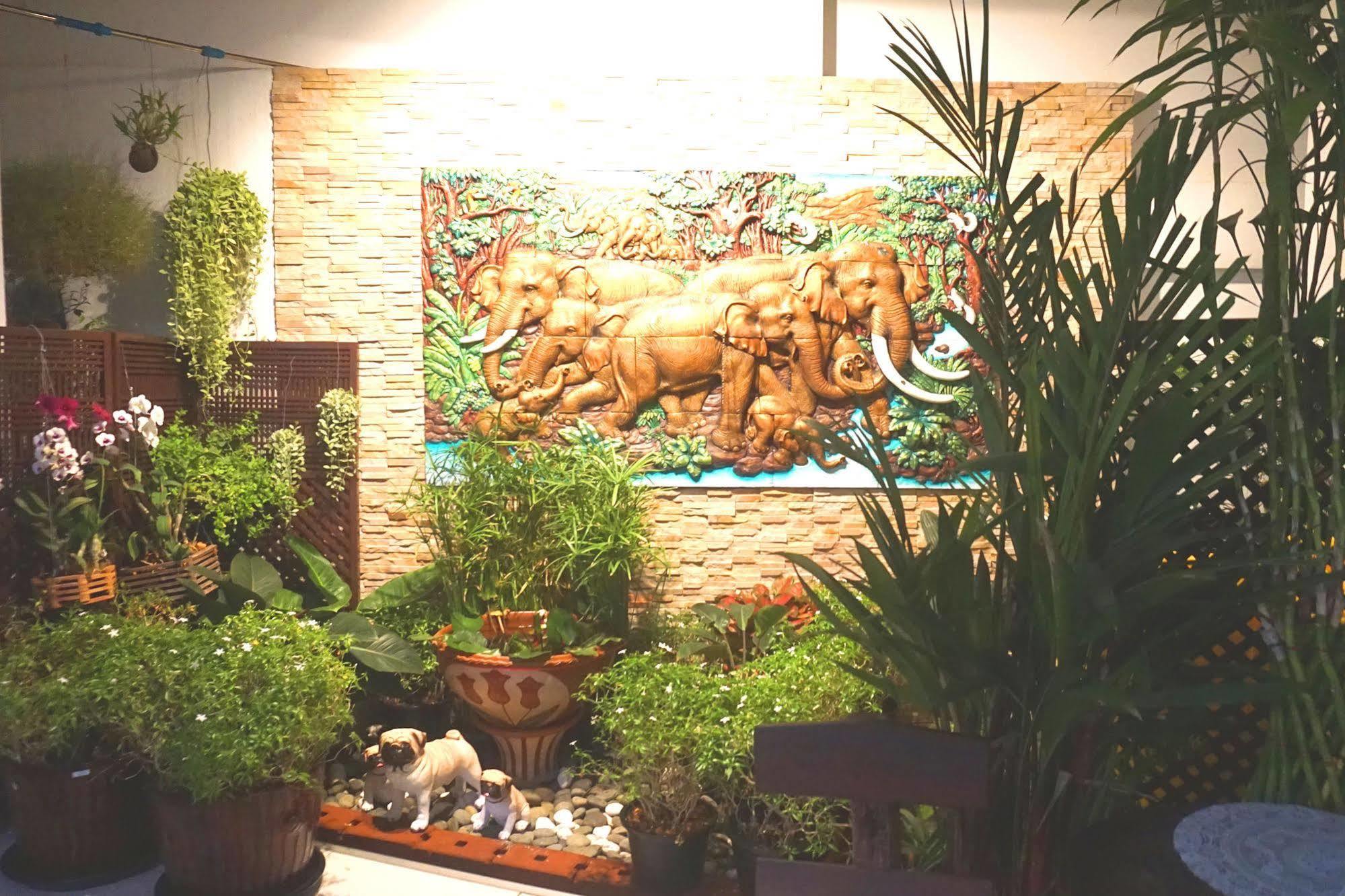 Aya Place Pattaya Ngoại thất bức ảnh